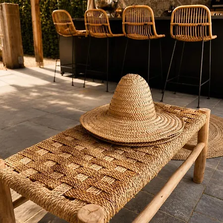 Vakantiehuis Swimming Pool, Hot Tub & Wellness Marche-en-Famenne