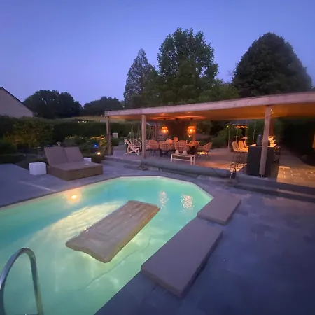 Swimming Pool, Hot Tub & Wellness * Marche-en-Famenne